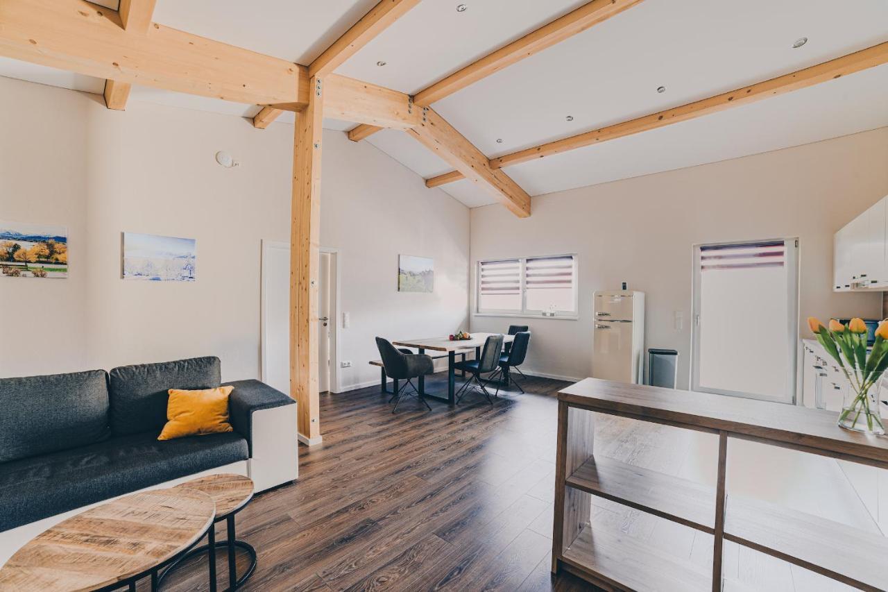 Grosse Ferienwohnung Mit Balkon Und Perfekter Lage Eggenthal 外观 照片