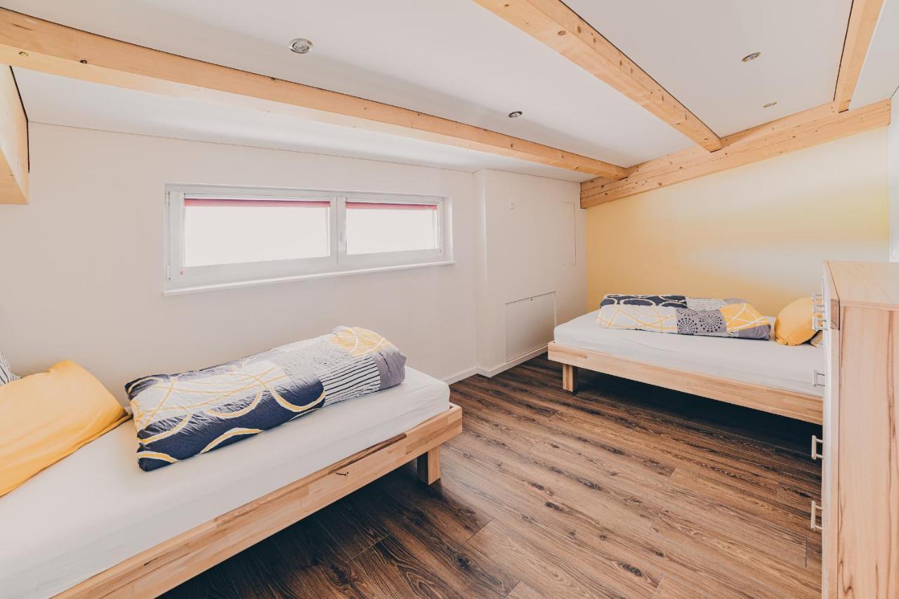 Grosse Ferienwohnung Mit Balkon Und Perfekter Lage Eggenthal 外观 照片